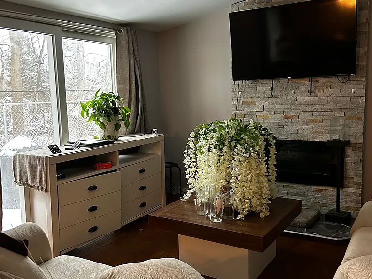 53 Braeburn Ln — Photo 2
