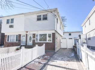 52 Lamport Blvd, Staten Island, NY 10305