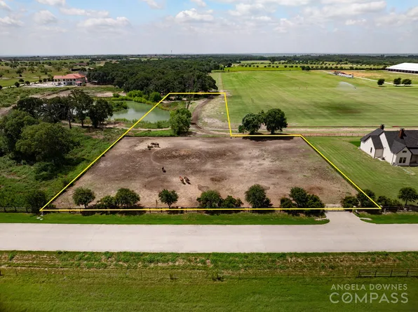 311 Martingale Trl, Oak Point, TX 75068