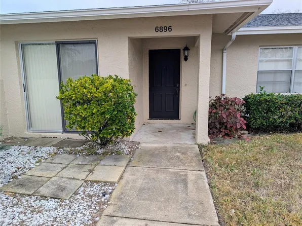 6896 W Country Club Ln #148, Sarasota, FL 34243