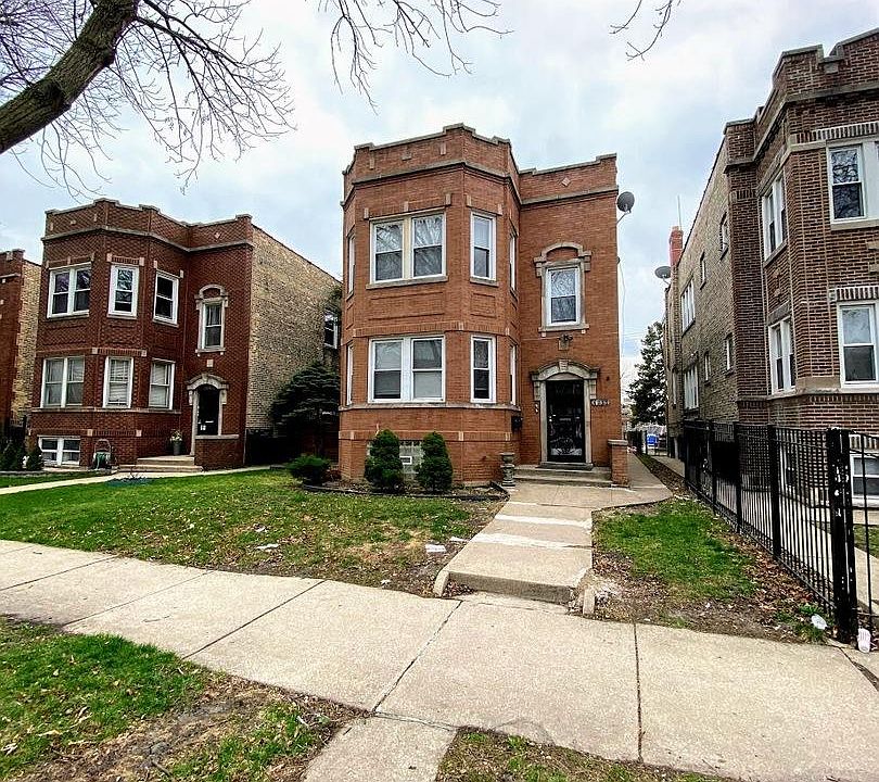 1st image of 4137 W Barry Ave #1