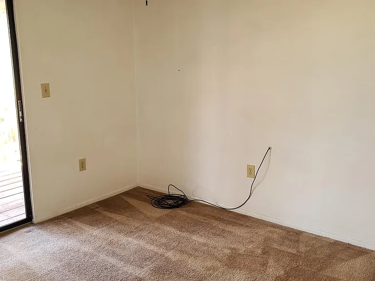 206 Pierce Ave — Photo 9