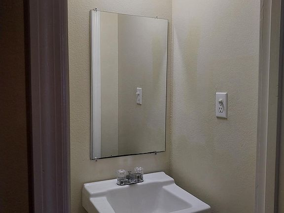 4th image of 112 N Cumberland Ave