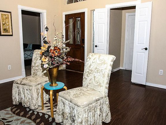 4th image of 1233 Glenbury Ct