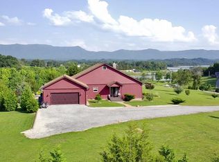 2236 Chestnut Hill Rd, Dandridge, TN 37725
