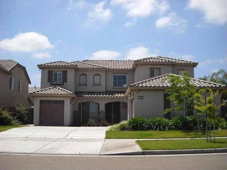 724 Tornga Dr photo 1