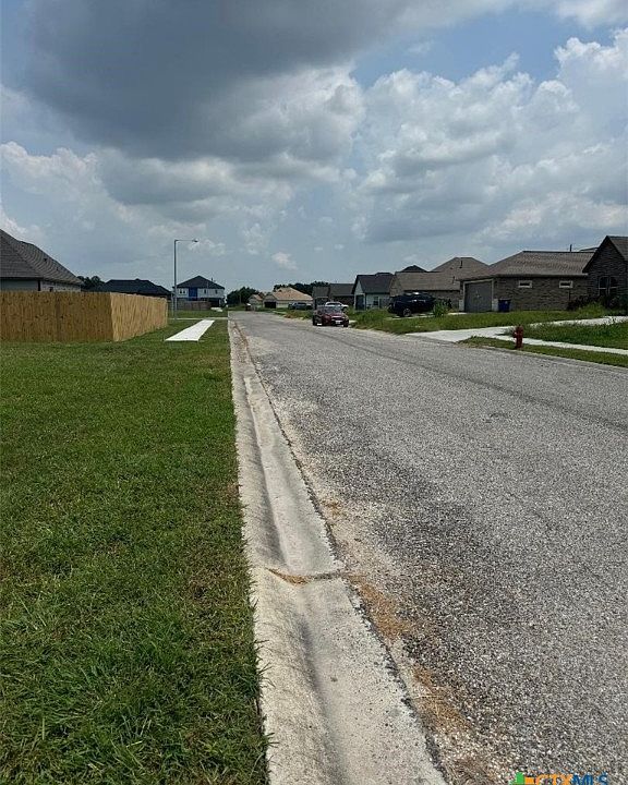 2nd image of 206 Opal Way