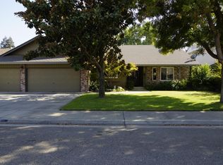 1920 Castleview Dr, Turlock, CA 95382