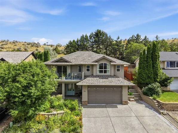 1651 Valleyview Dr #25, Kamloops, BC V2C 0A4