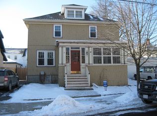 515 Weetamoe St, Fall River, MA 02720