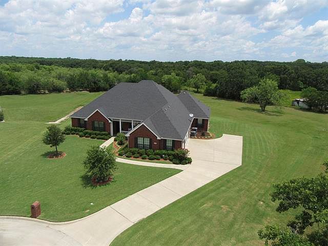 1st image of 3340 Hillview Dr