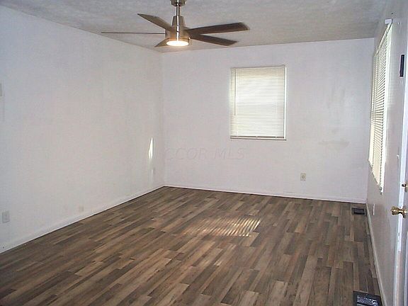 2nd image of 852 Kirkwood Dr