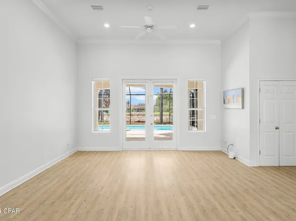 1027 Barracuda Dr, Panama City Beach, FL 32408
