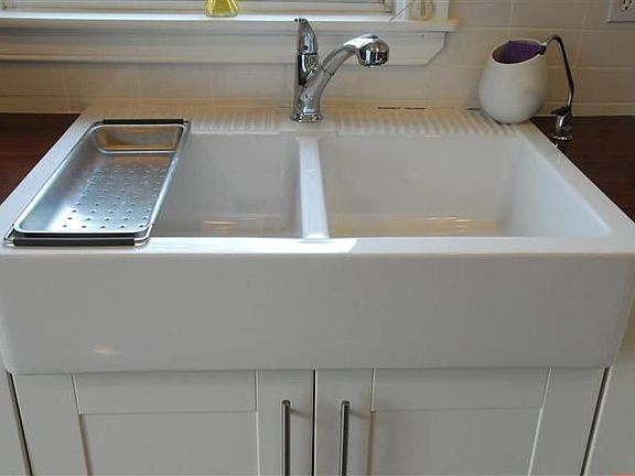 2nd image of 84 Seaverns Ave