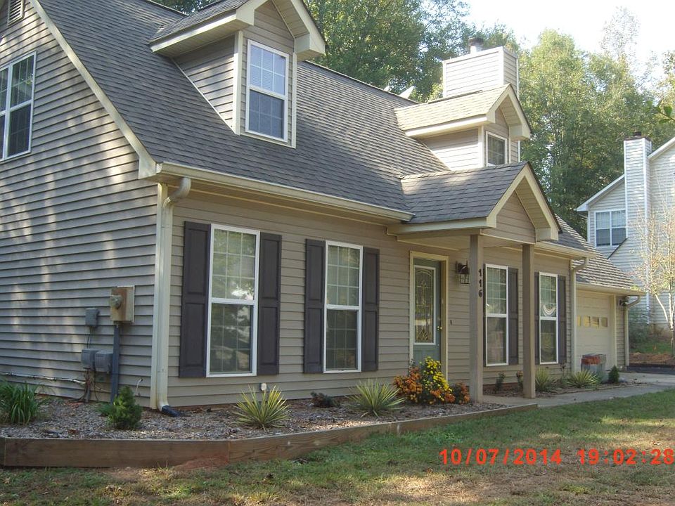 Street view - Front of main home