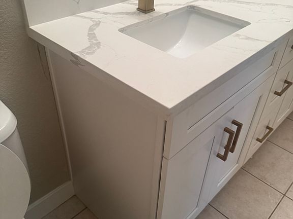 4th image of 3144 Tarpon Dr Unit 204