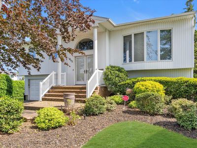 1692 North Gate, Merrick, NY, 11566