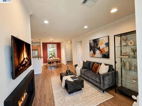 3245 Dublin Blvd APT 219, Dublin, CA 94568