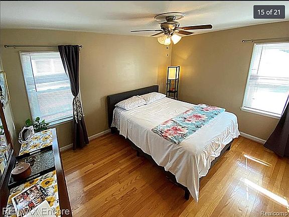 5th image of 3281 Ellwood Ave