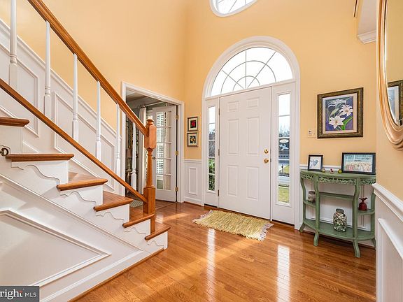 2nd image of 8391 Sweet Cherry Ln