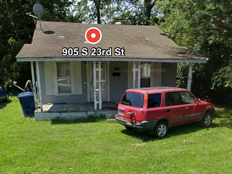 905 S 23rd St — Photo 1