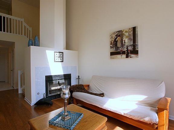 5th image of 1154 S Parkside Dr