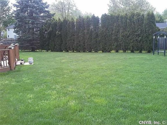 5th image of 12 Shriver Dr