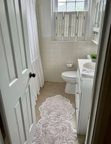 upstairs bathroom