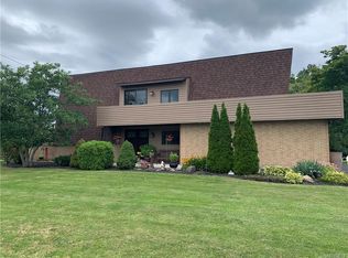 6404 Shawnee Rd, North Tonawanda, NY 14120