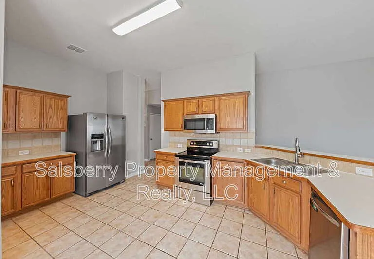1032 Salt Creek Trl — Photo 8