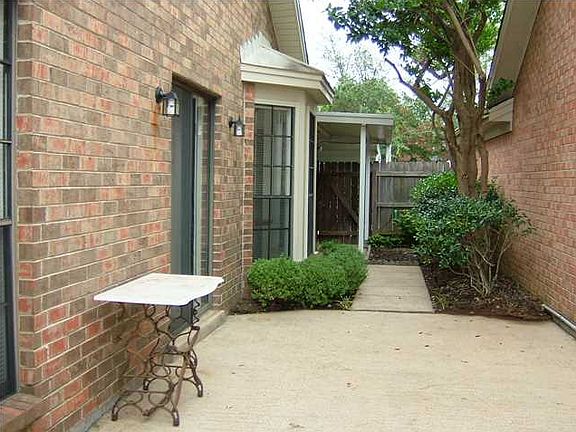 5th image of 4011 Ware Hill Dr