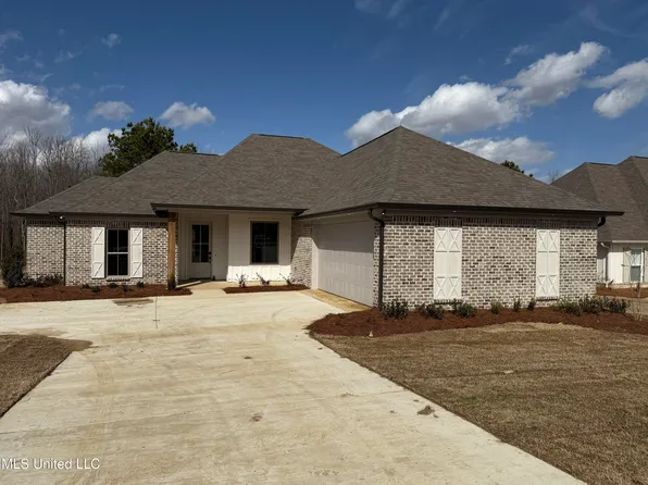 125 Ashby Ridge Dr, Canton, MS 39046