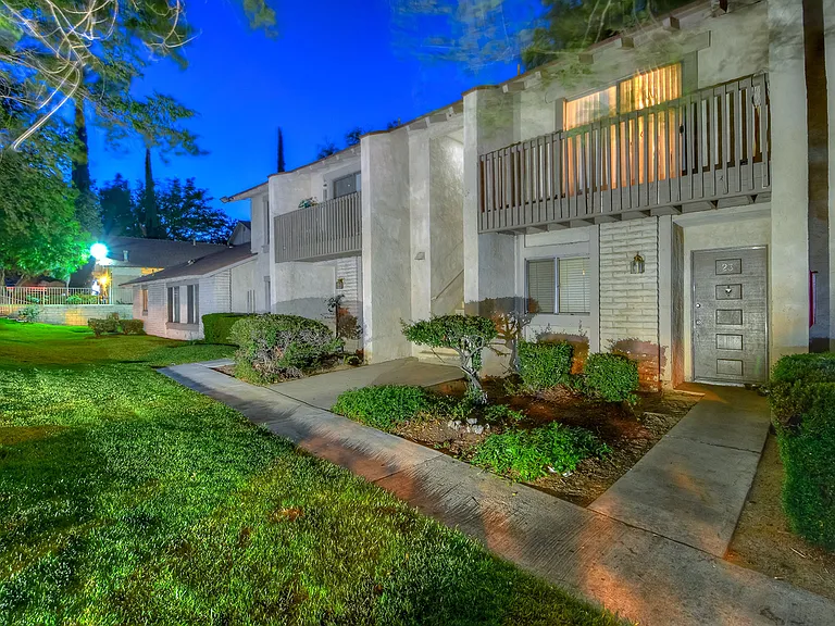 Fairway Manor Apartment Homes