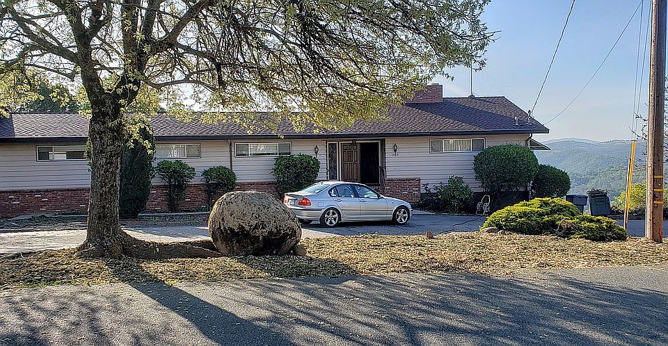 1st image of 1762 Arroyo Dr