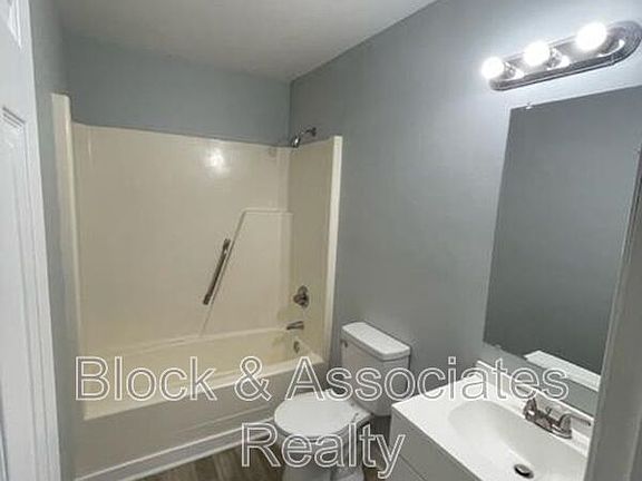 5th image of 240 Hughes St #A
