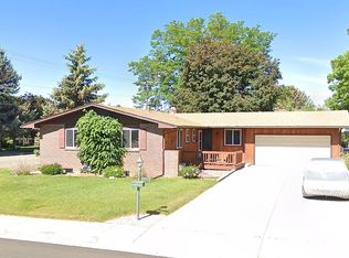 3303 Chestnut Ave, Loveland, CO 80538