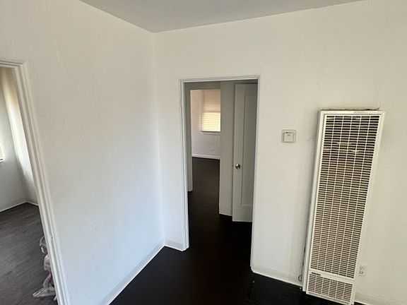3rd image of 1626 Glenrose Ave