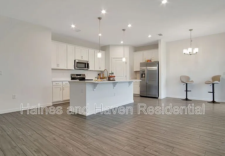 4136 Lavender Ct — Photo 8