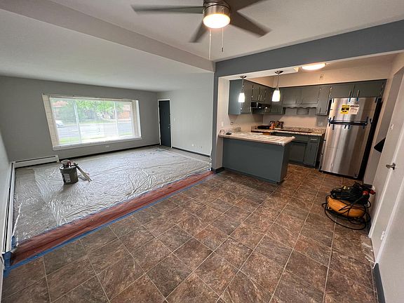 3rd image of 10839 S Harlem Ave #1S