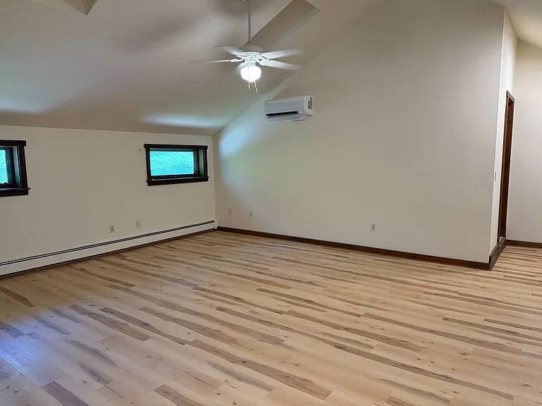 1600 Sunset Ln — Photo 6