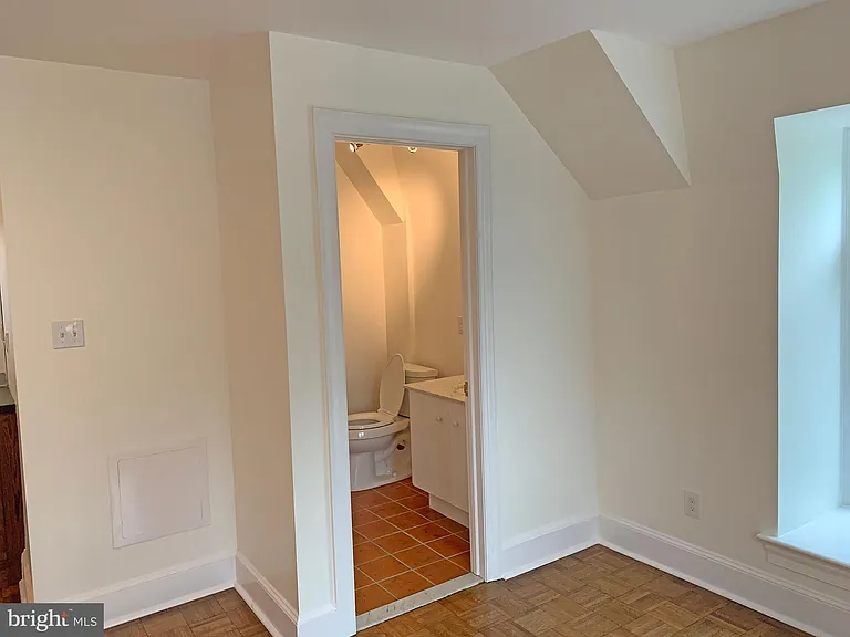 414 Old Lancaster Rd #405 — Photo 54