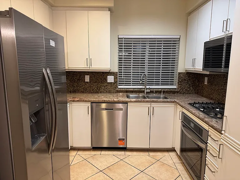 9447 Questa Pointe — Photo 4