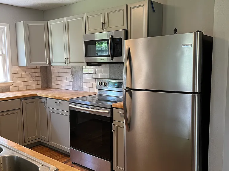 2910 W Harrison St — Photo 10