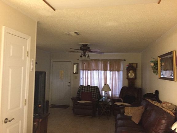 5th image of 209 Hanson Dr