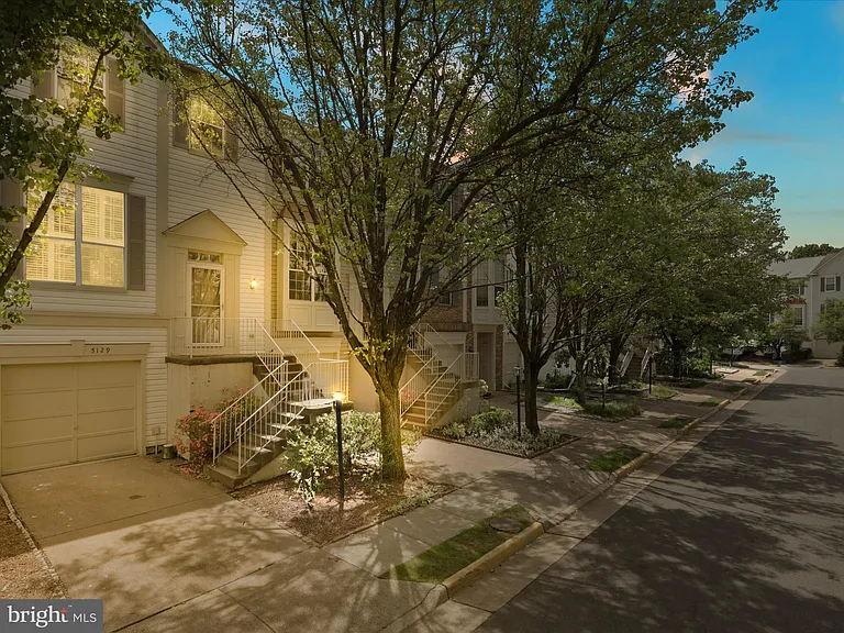 5129 Beauregard St — Photo 3