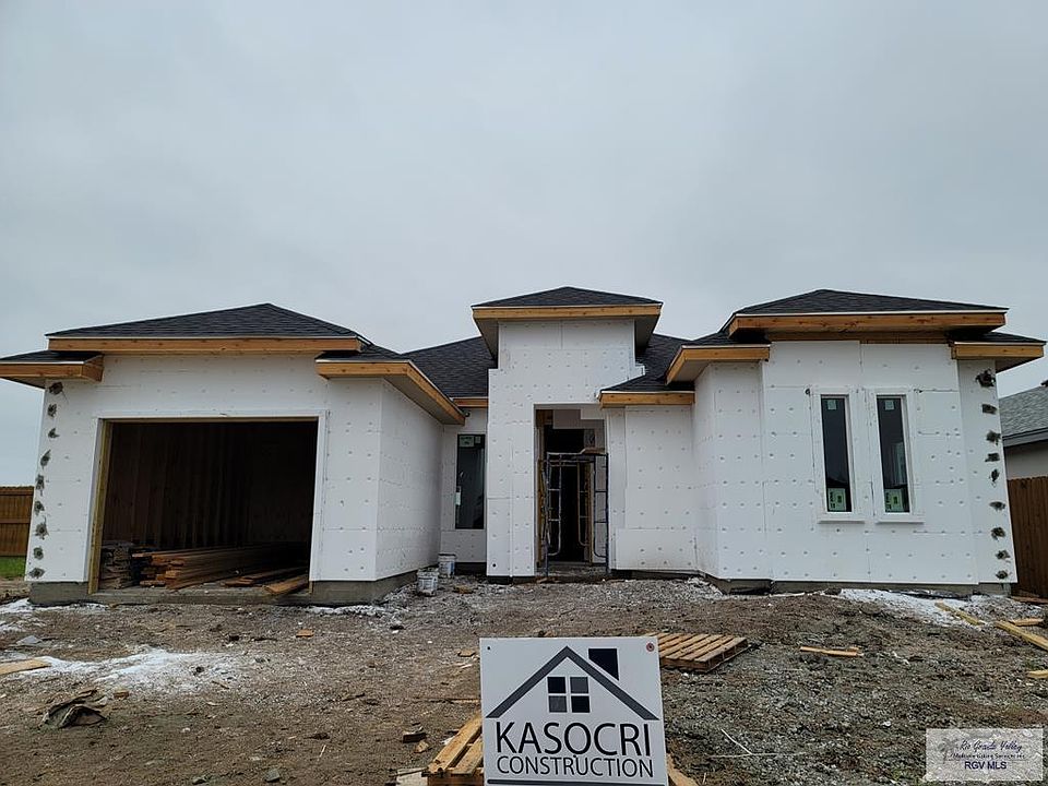 1st image of 709 Chapote Ave