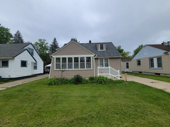 303 E 14th St, Holland, MI 49423
