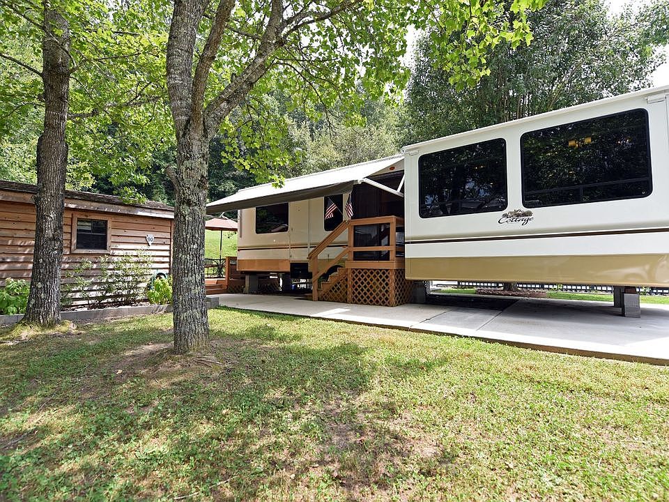 1st image of 477 Conley Creek Cir