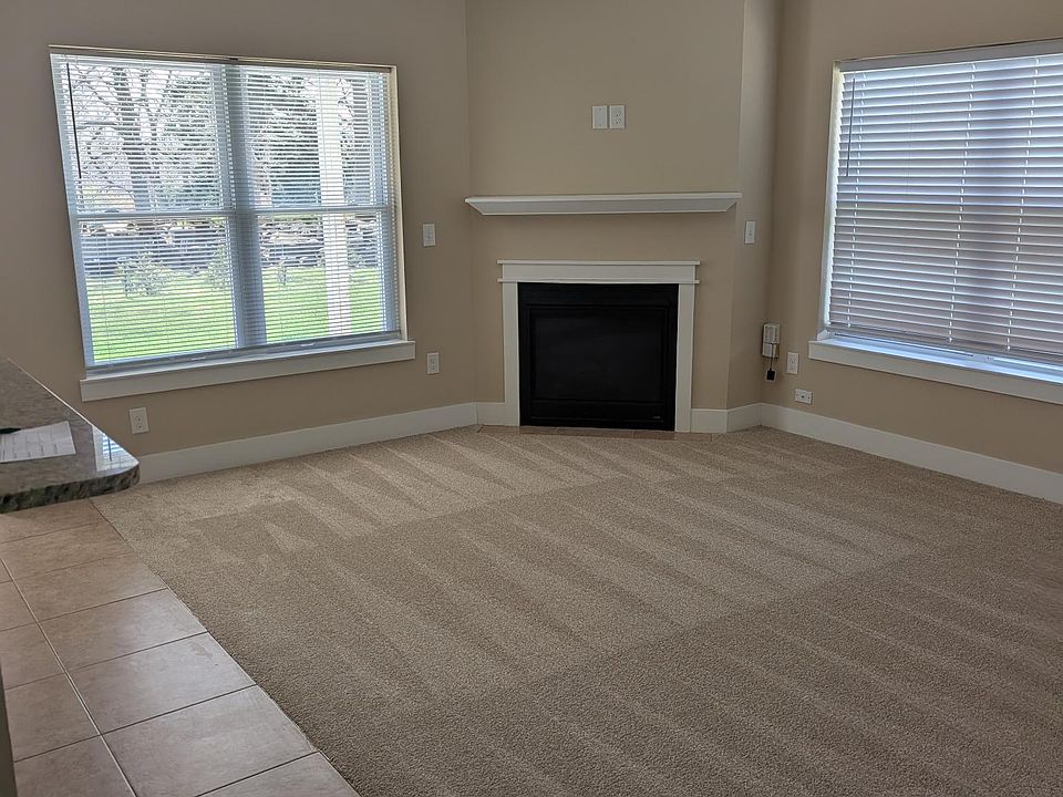 1st image of S15W22189 Overlook Ct