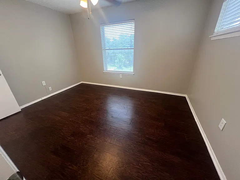 Vista Flats — Photo 8